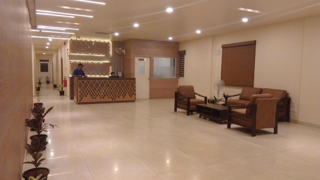 Parkwood Suites Kadubeesanahalli-Fully Vaccinated Staff Bangalore Buitenkant foto