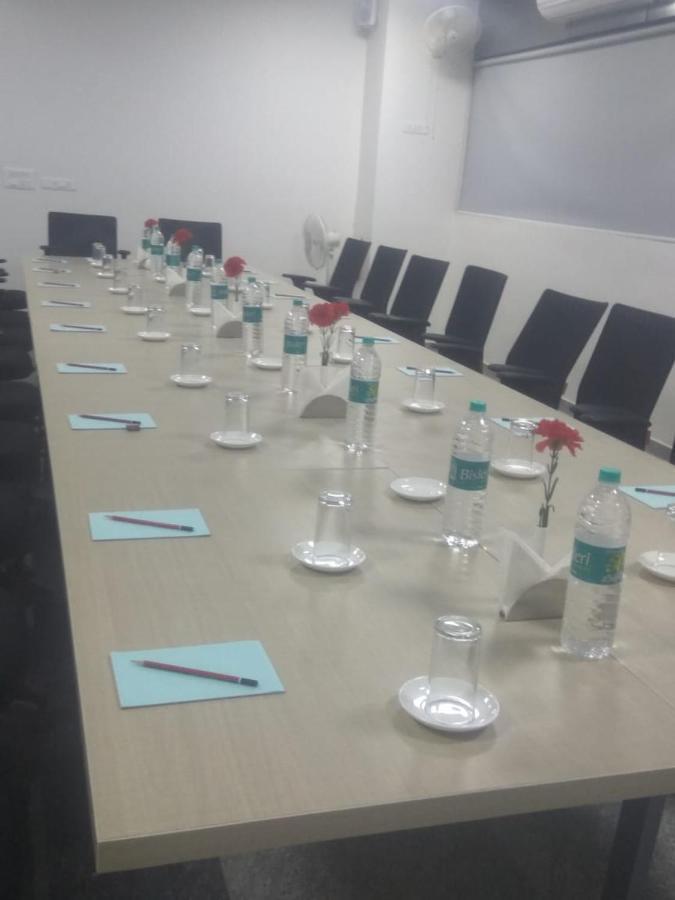 Parkwood Suites Kadubeesanahalli-Fully Vaccinated Staff Bangalore Buitenkant foto