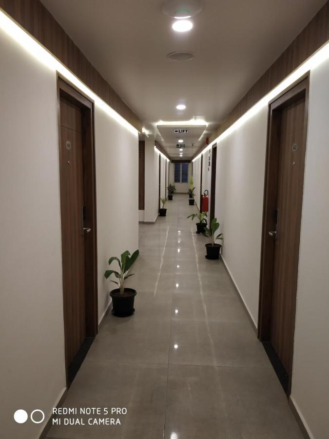 Parkwood Suites Kadubeesanahalli-Fully Vaccinated Staff Bangalore Buitenkant foto